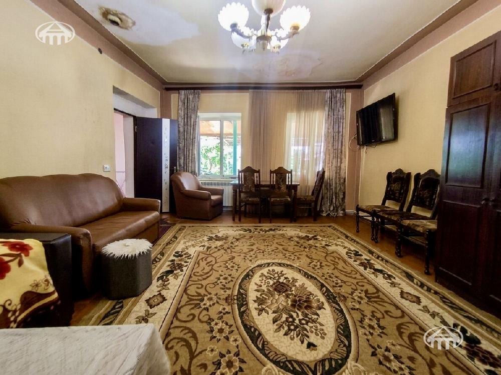 Дом · 5 комн. · 243 м² · Джрвеж