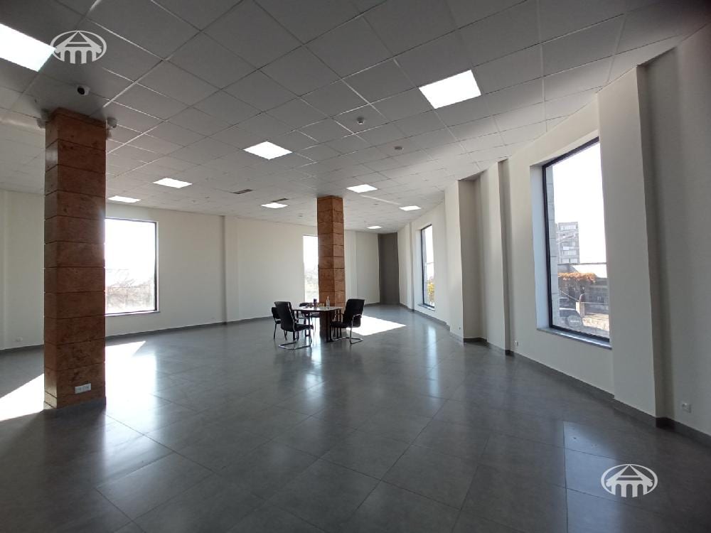 Магазин · 609 м² · Канакер-Зейтун