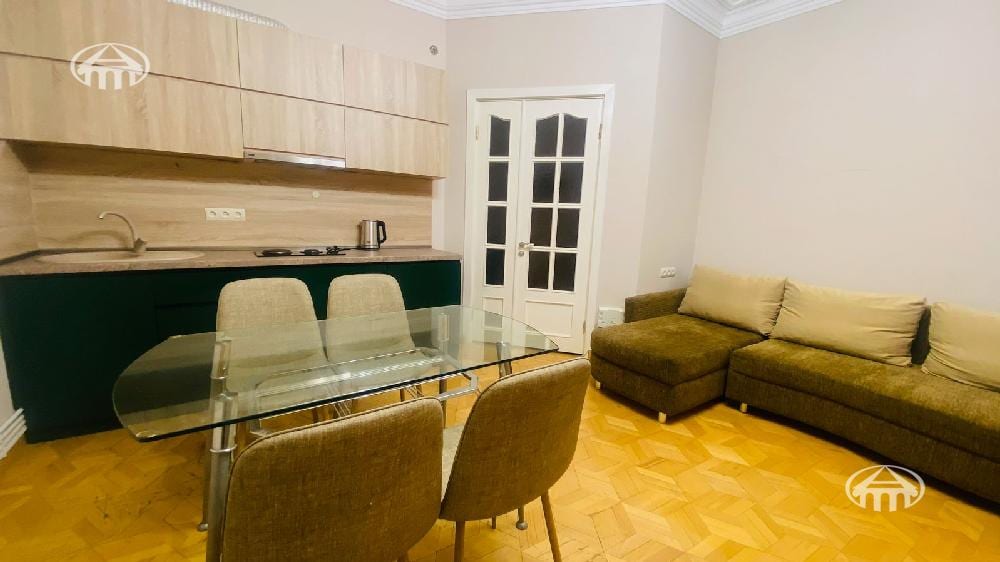 Квартира · 1 комн. · 37 м² · Кентрон