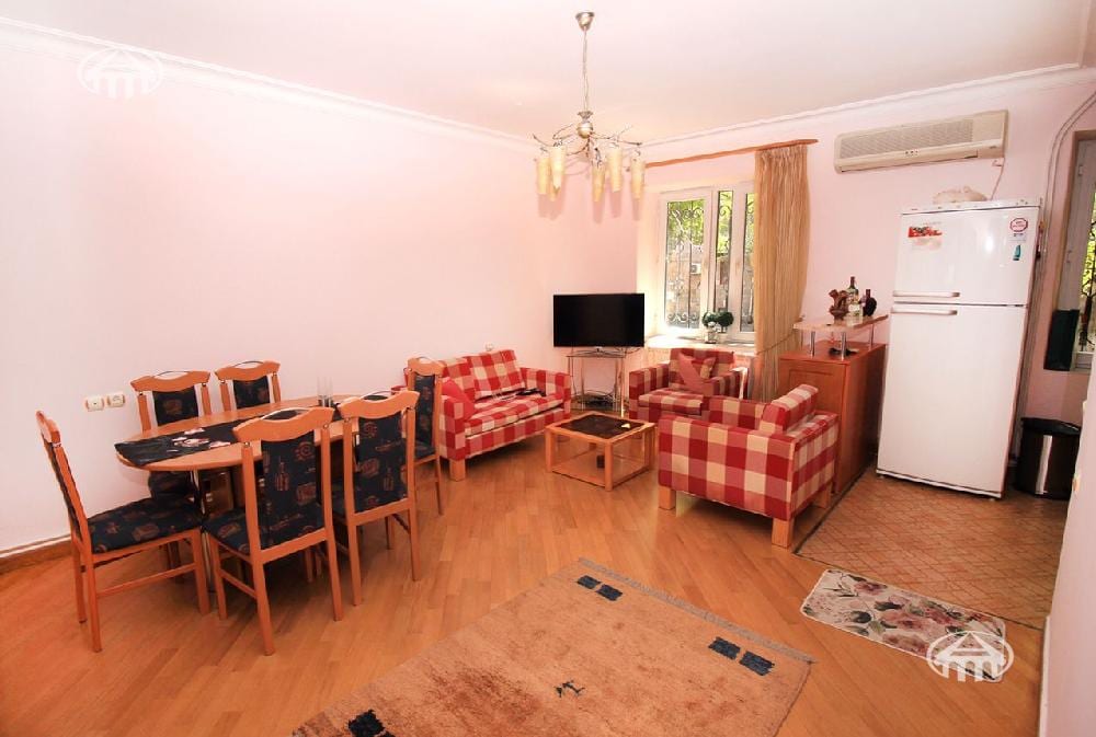 Квартира · 3 комн. · 76 м² · Арабкир
