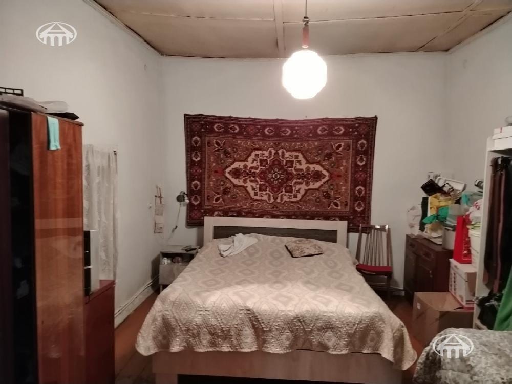 House · 3 rooms · 108 m² · Kentron