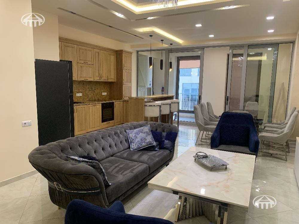 Квартира · 3 комн. · 95 м² · Кентрон