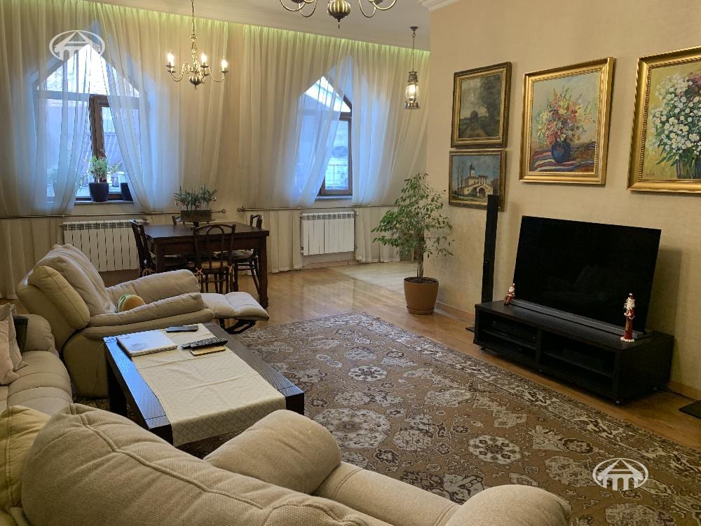 Квартира · 3 комн. · 86 м² · Кентрон