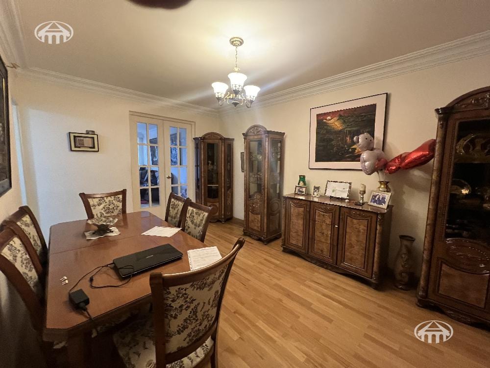 Квартира · 4 комн. · 95 м² · Арабкир