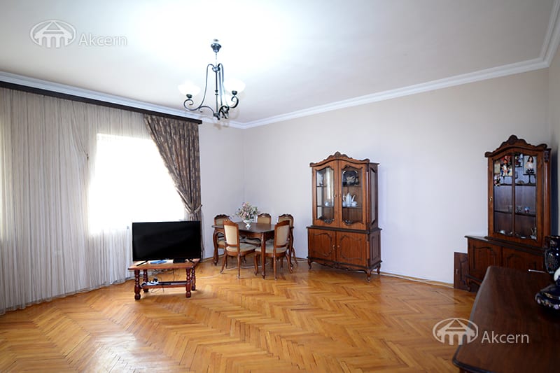 Առանձնատուն · 7 սեն. · 510 մ² · Արաբկիր