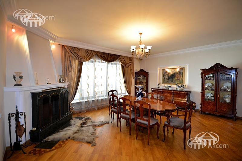 Дом · 5 комн. · 435 м² · Арабкир