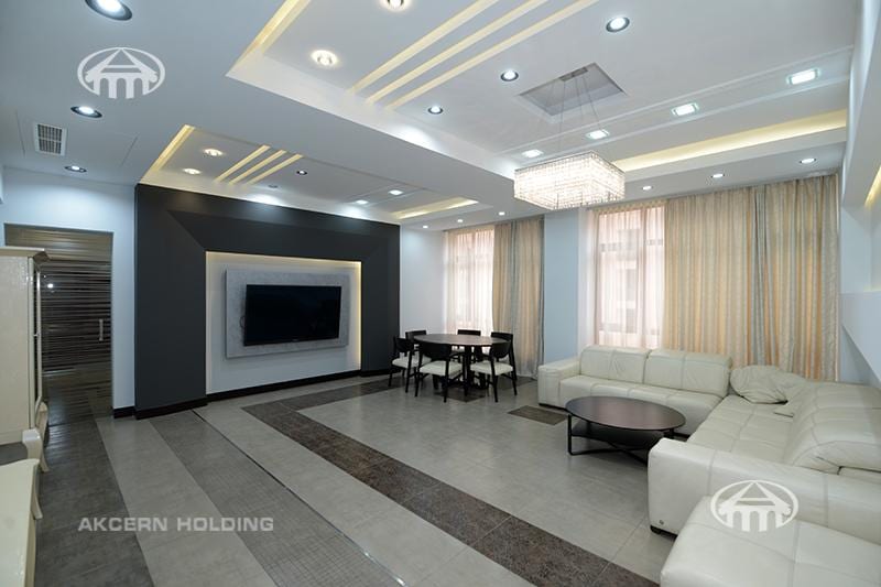 Квартира · 3 комн. · 144 м² · Кентрон