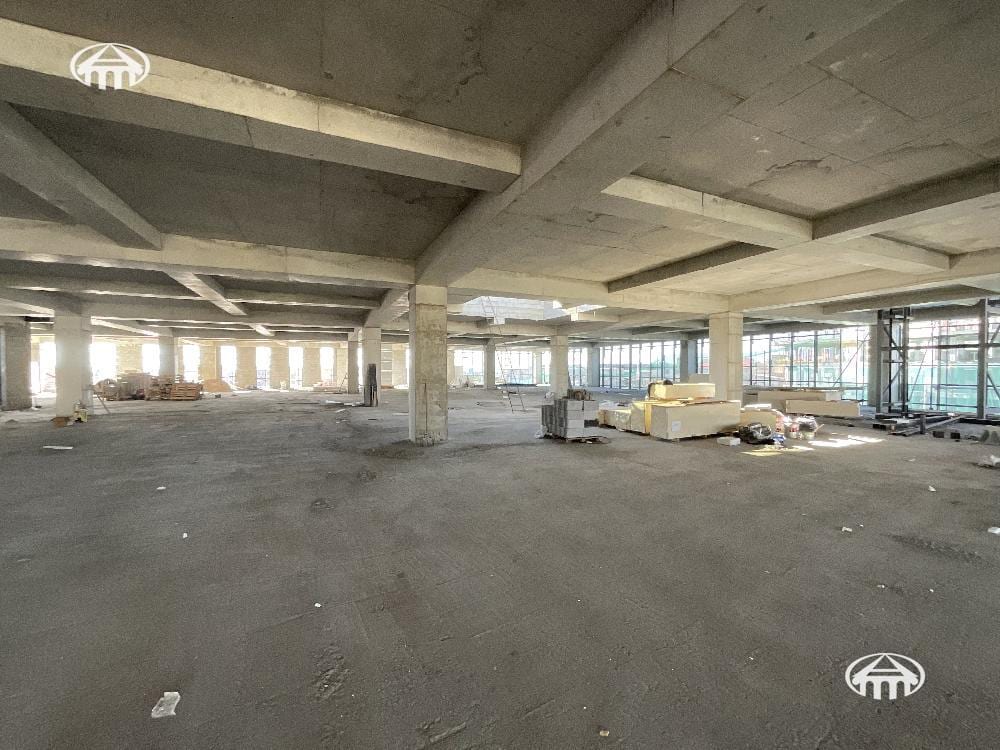 Office · 1,800 m² · Kentron