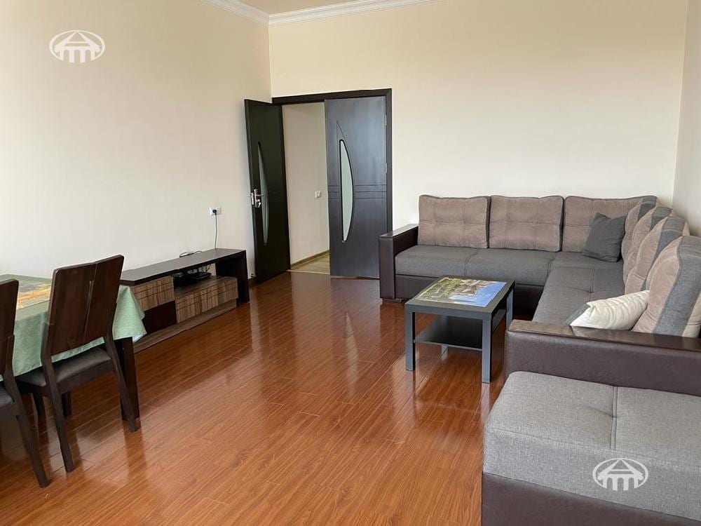 Apartment · 3 rooms · 109.8 m² · Kanaker-Zeytun