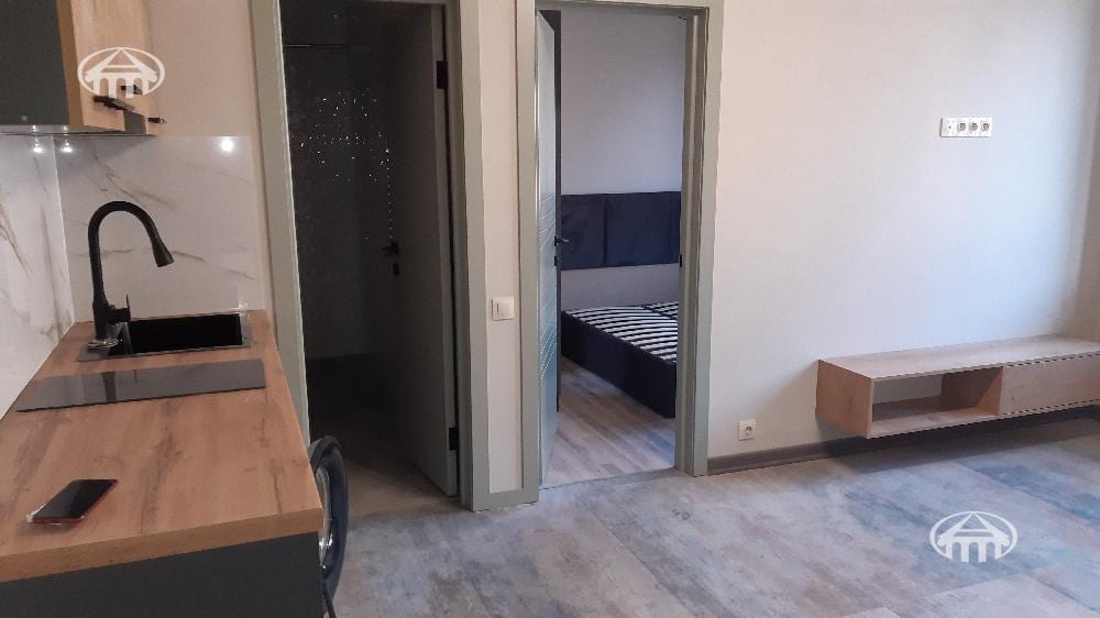 Квартира · 2 комн. · 33 м² · Кентрон