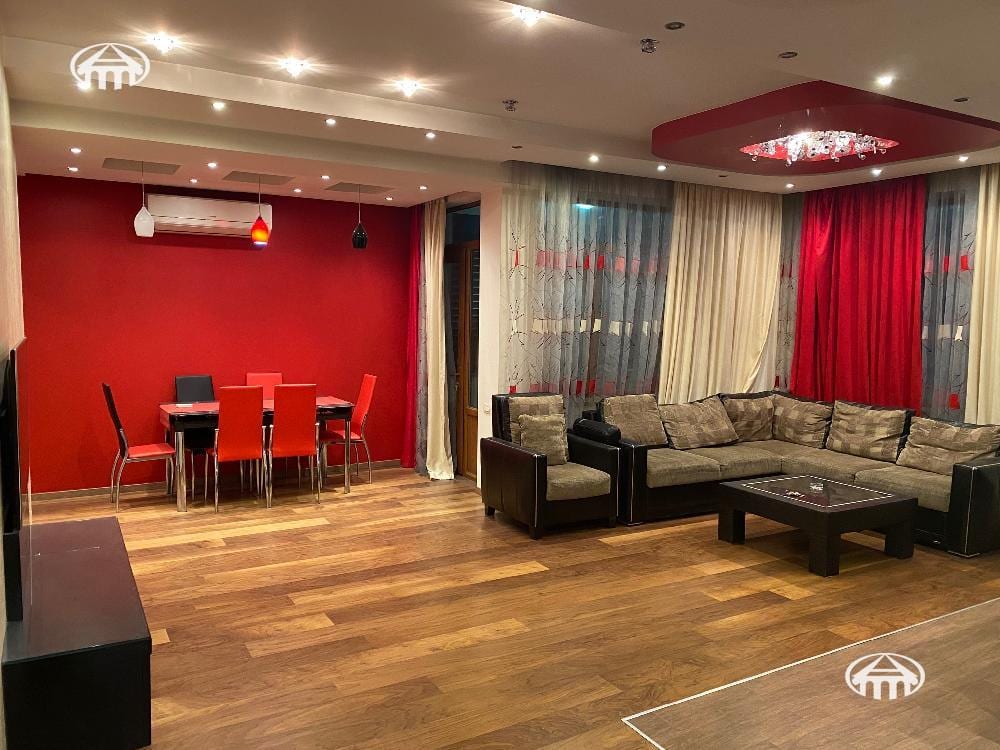 Квартира · 4 комн. · 162 м² · Арабкир