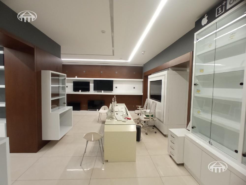 Магазин · 83 м² · Кентрон