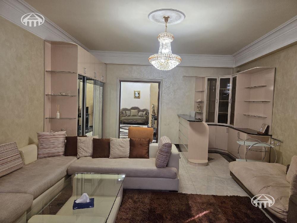 Квартира · 3 комн. · 151 м² · Кентрон