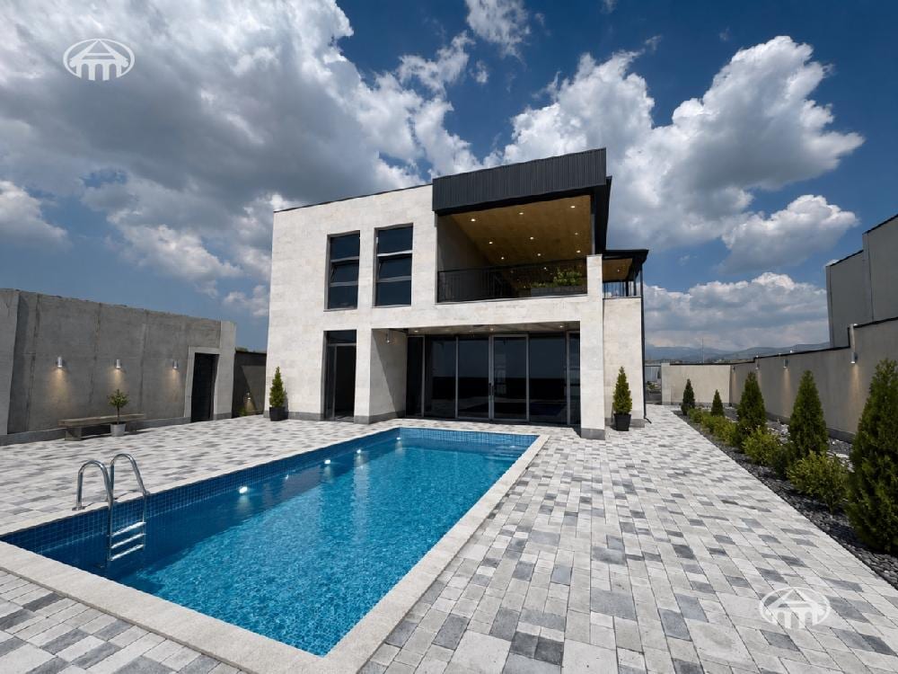 Mansion · 4 rooms · 273 m² · Dzoraghbyur