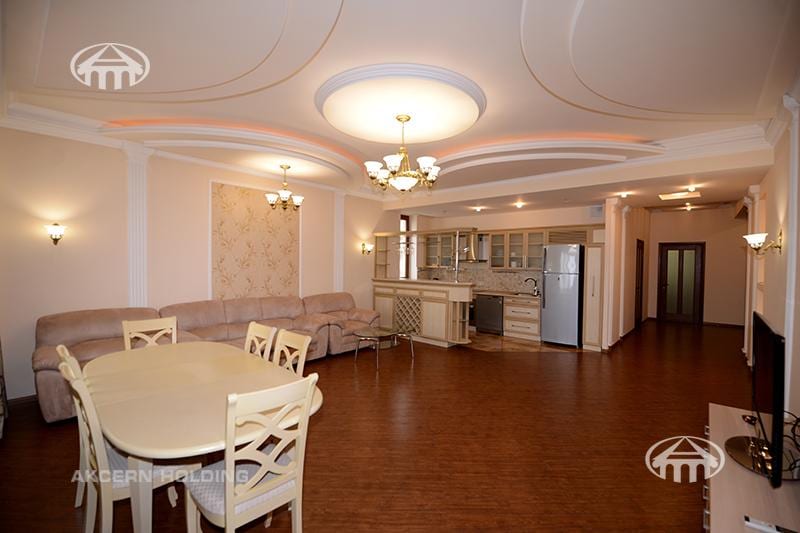Квартира · 3 комн. · 115 м² · Кентрон