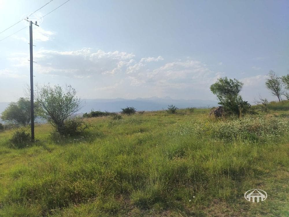 Land · 1,332 m² · Ashtarak