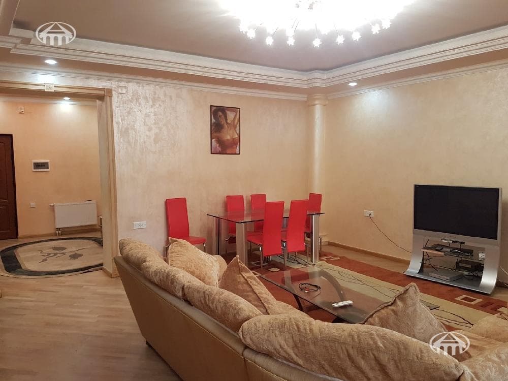 Квартира · 140 м² · Кентрон