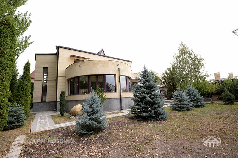 Особняк · 466 м² · Ариндж