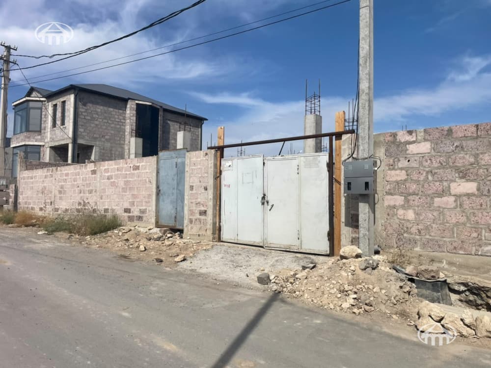 Հողատարածք · 400 մ² · Զովունի
